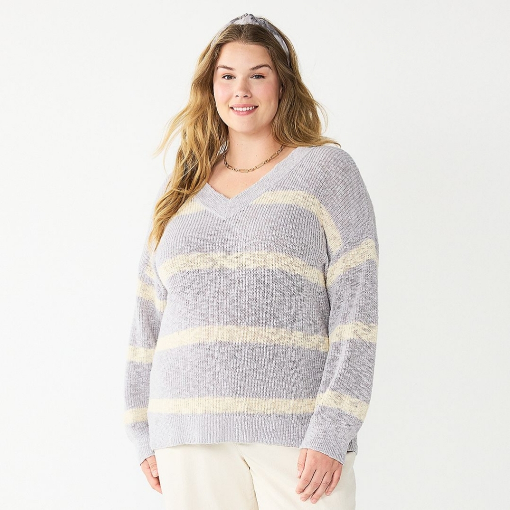 Sonoma grey stripe V-Neck long sleeve sweater. Size 1X. First Offer Gets It!